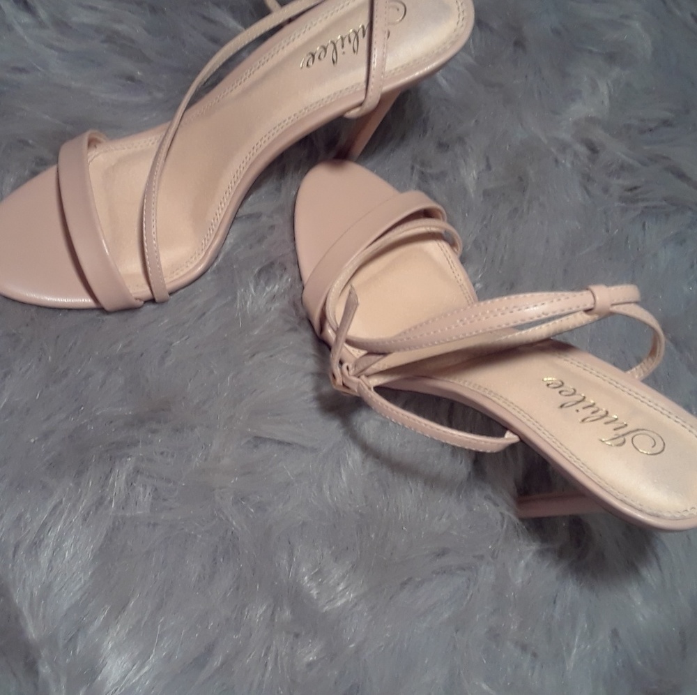 HEELS
